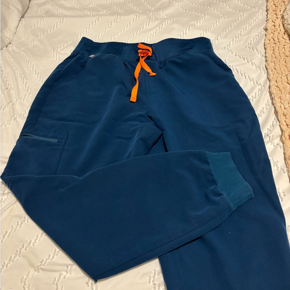 Women’s figs high waisted jogger scrub pants